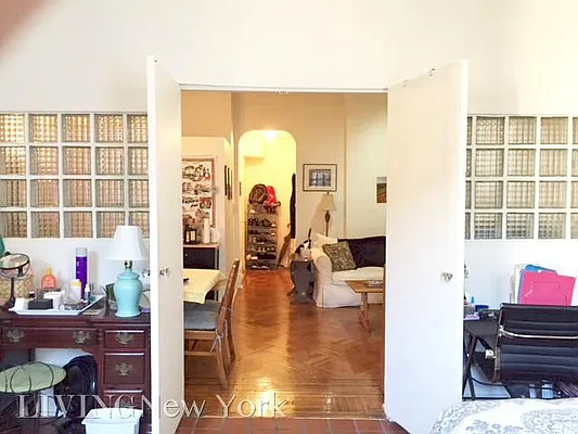 Rented by Living New York | media 14