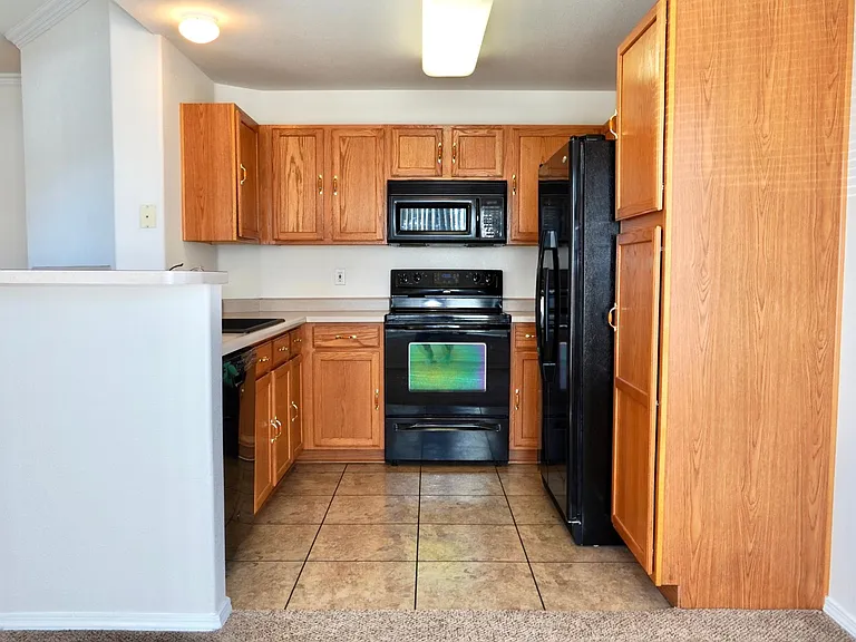 3670 Strawberry Field Grv #A — Photo 8
