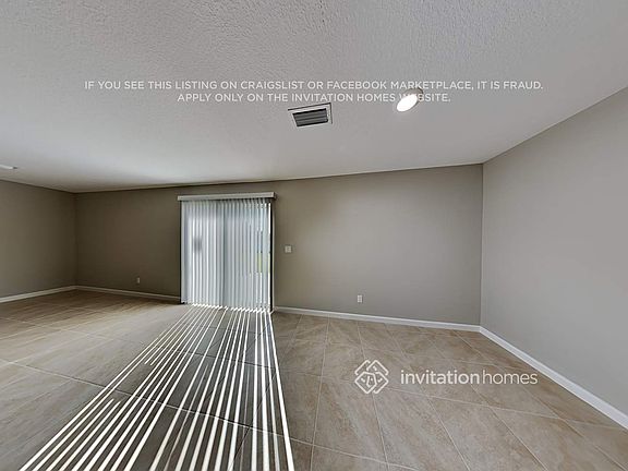 5th image of 244 SW Aubudon Ave