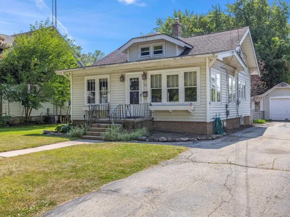 519 East Main STREET, Waterford, WI 53185