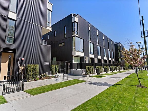 5th image of 2830 Nanaimo St #231