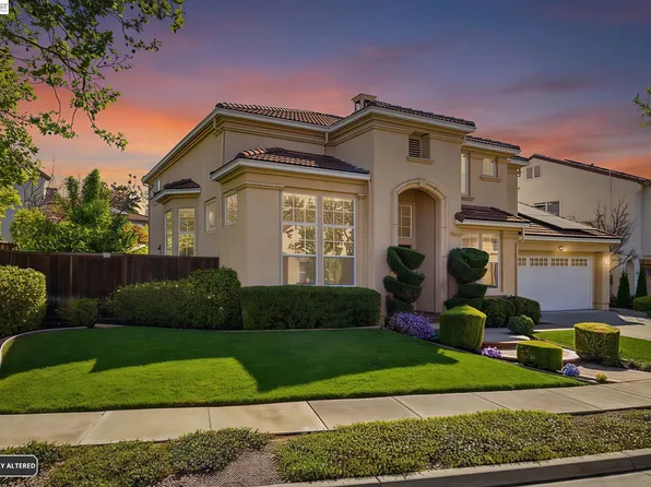 6031 Hedgecrest Cir, San Ramon, CA 94582