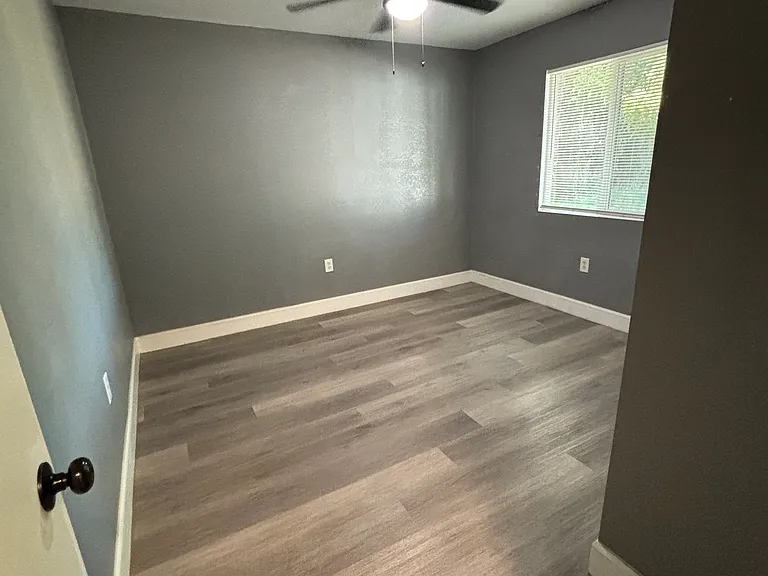 1000 Delfino Ln — Photo 8