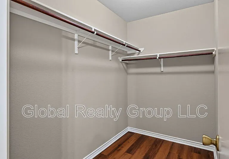 7802 Kingsbury Way #4 — Photo 22