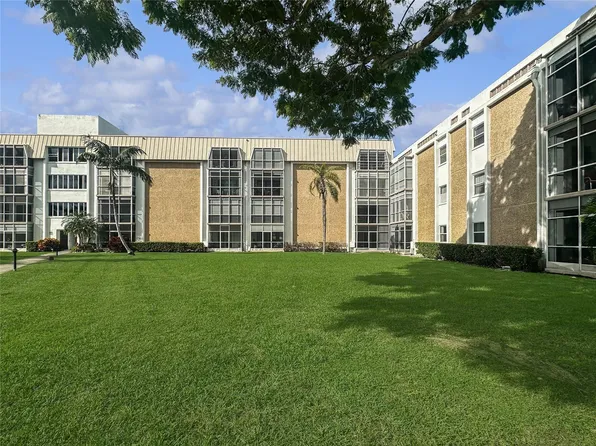 2970 NE 16th Avenue #102B, Oakland Park, FL 33334