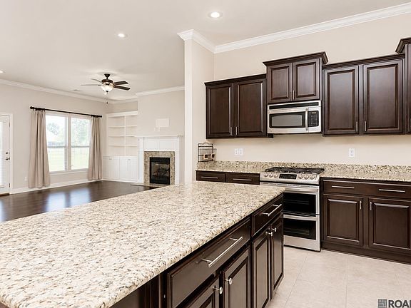 5th image of 37436 Amalfi Dr