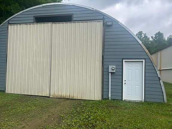 4th image of 175 W Lakewood Dr