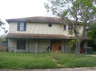 1007 Elizabeth St, Robstown, TX 78380