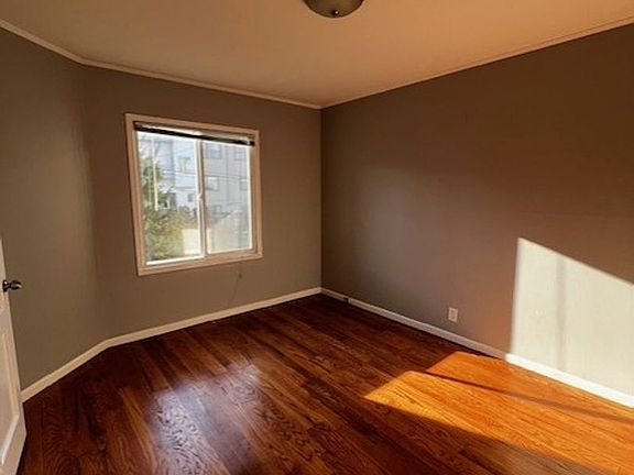 2nd image of 559-561 24th Ave #710R