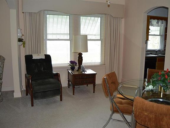 5th image of 1347 Epworth Ave