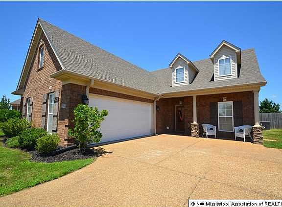 2nd image of 2700 Hillvalley Ln