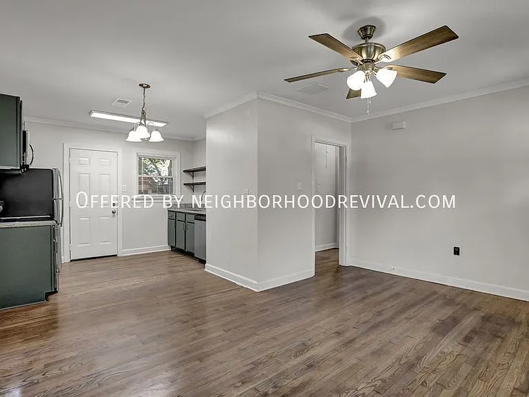 140 S Holmes St — Photo 12