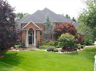 6677 Oleander Ln, Portage, MI 49024