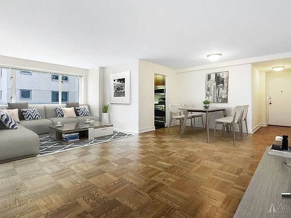 4th image of 200 E 71st St APT 8K