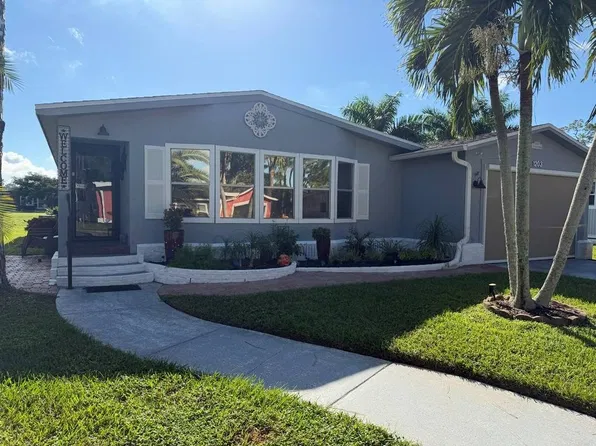 1203 Buena Vista Dr #2909, North Fort Myers, FL 33903