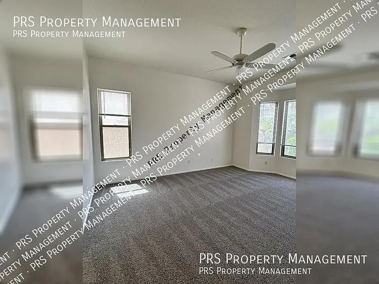 8003 W Clara Ln — Photo 31
