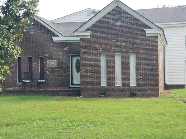 1805 Lipscomb Road E, Wilson, NC 27893