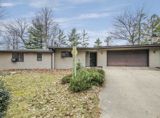 11771 Orchard Park Dr NE, Sparta, MI 49345
