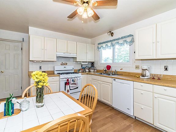 4th image of 2065 Flamingo Dr