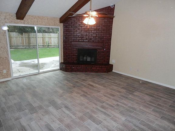 5th image of 3130 Park Garden Dr