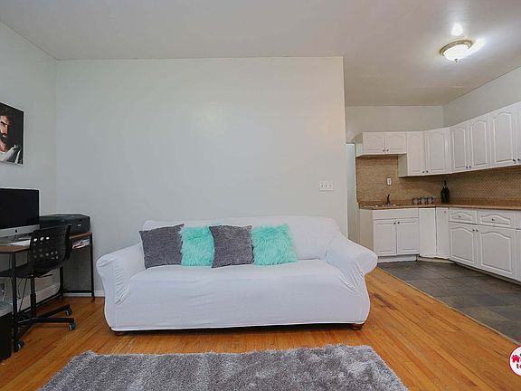 5th image of 17145 119th Ave