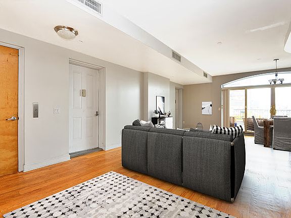 2nd image of 310 2nd St APT 5D