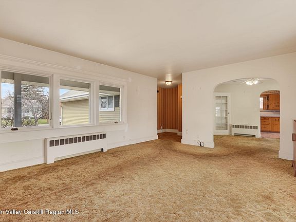 5th image of 85 Harding Avenue