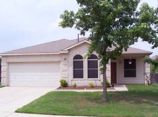 1313 Eagle Wing Ln, Denton, TX 76210