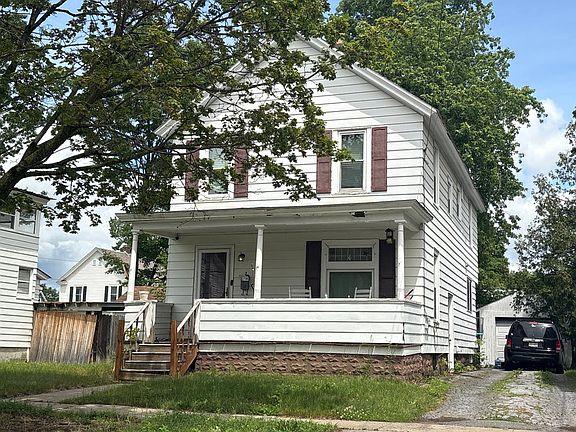 2nd image of 7 Knight St