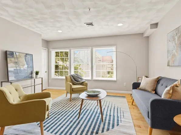 25 James St Unit 6, Malden, MA 02148