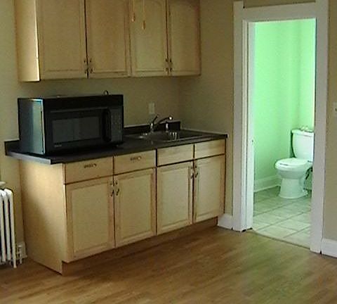 left upper unit kitchenette