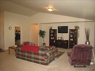 3rd image of 7226 SE 20th Ave