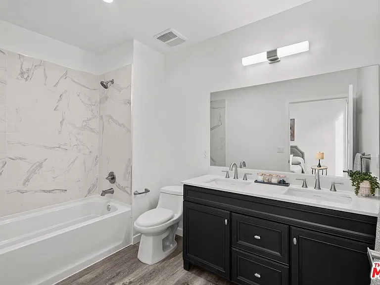 5114 Cahuenga Blvd #1 — Photo 14