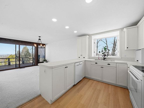 4th image of 10570 Snowcrest Ct