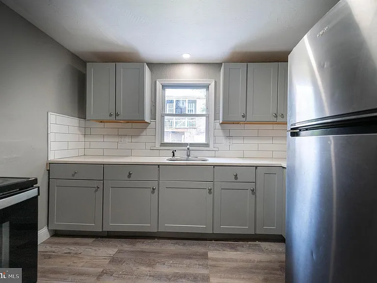 510 1/2 King St #A — Photo 5