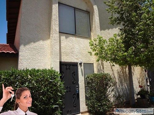 1st image of 2444 E Tracy Ln
