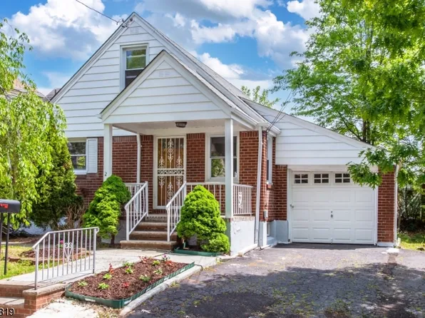 2 Stone Ave, Elmwood Park Boro, NJ 07407