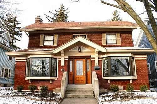 1st image of 15 E Dixon Ave