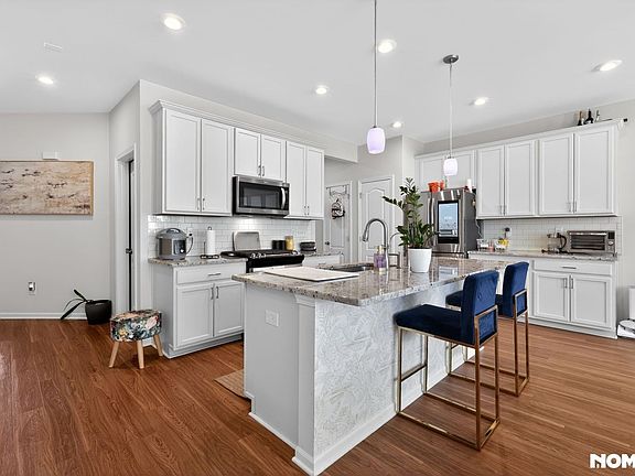 4th image of 5899 Whispering Springs Dr