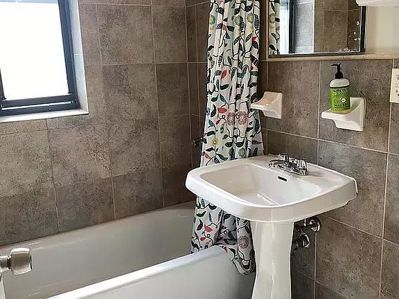 5th image of 515 W 236th St #1-8