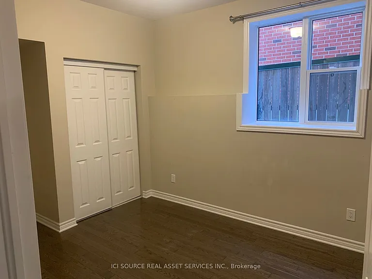 173 Russell Ave — Photo 5
