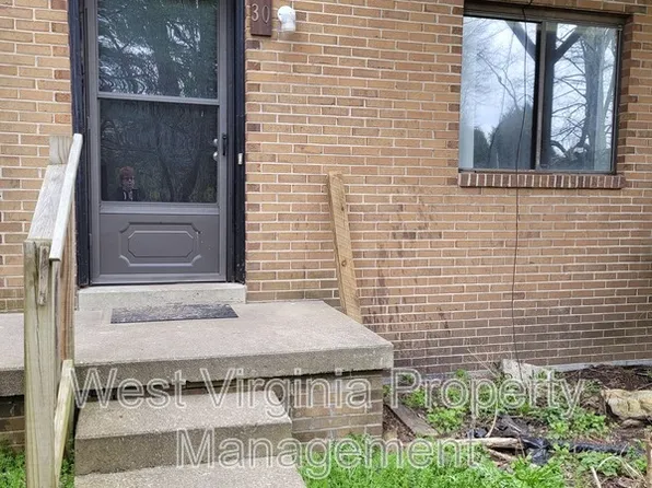 30 Cherrywood Ter, Beaver, WV 25813