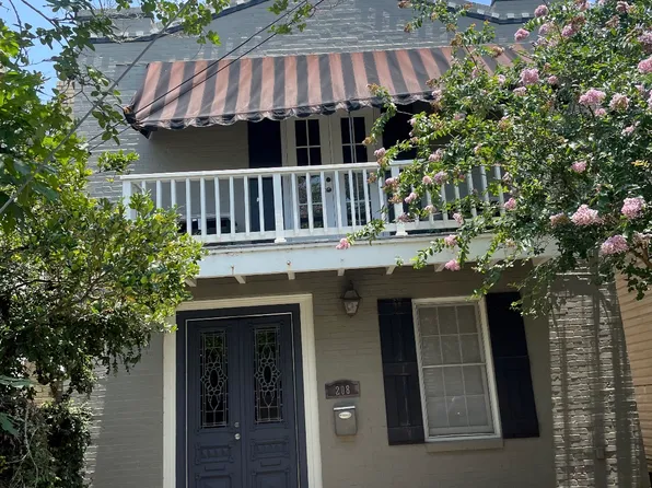 208 Rue Faubourg, Lafayette, LA 70508