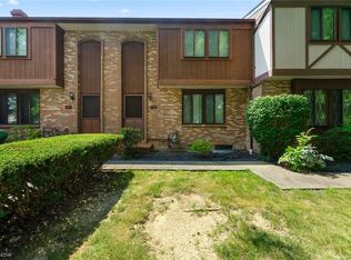 1404 Maplecrest Dr #C, Austintown, OH 44515