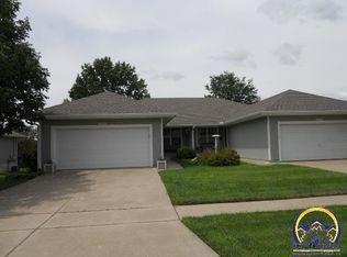 3353 SW Chelsea Cir, Topeka, KS 66614