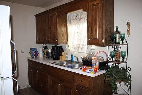 3rd image of 106 W Payne St