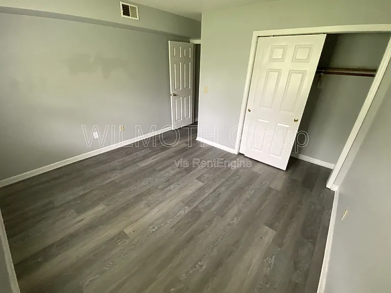 1329 Millerwood Ct — Photo 8