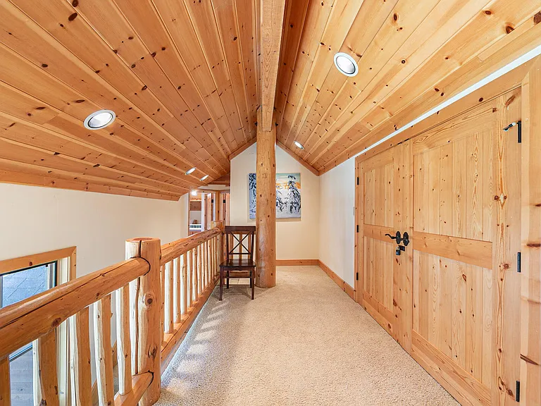 8520 Lahontan Dr — Photo 27
