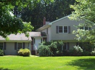 205 Forest Glen Ave, Franklin Lakes, NJ 07417