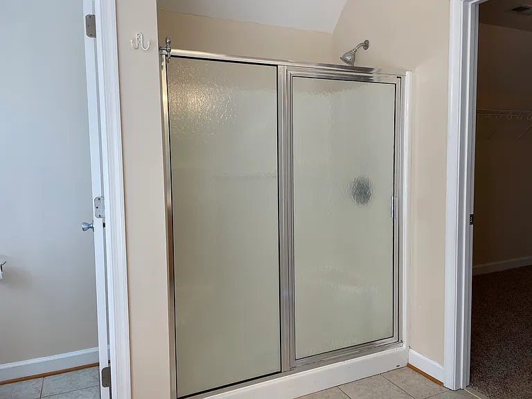 1184 Farmington Dr — Photo 21